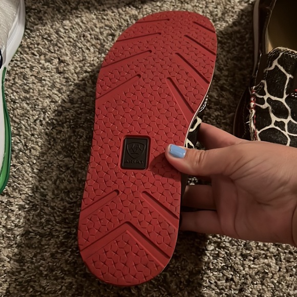 Ariat Cruisers in Cow Print - Picture 2 of 2